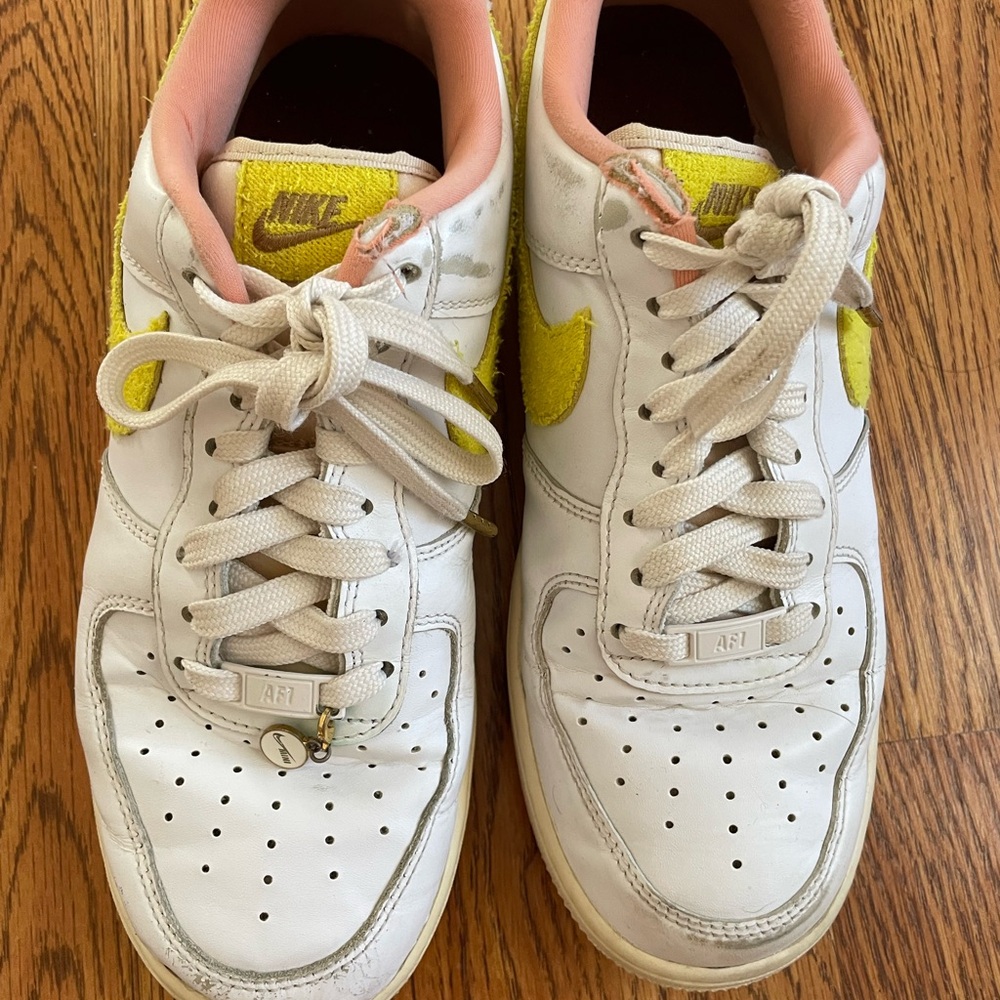 Nike Air Force 1 mama sneakers